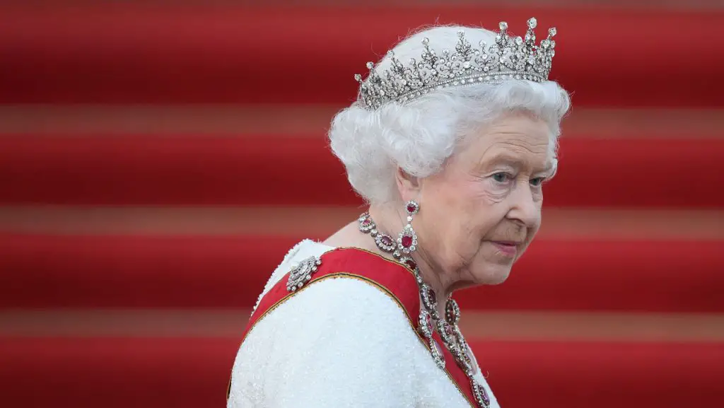 Do Australians recognize the Queen of Britain as their Queen